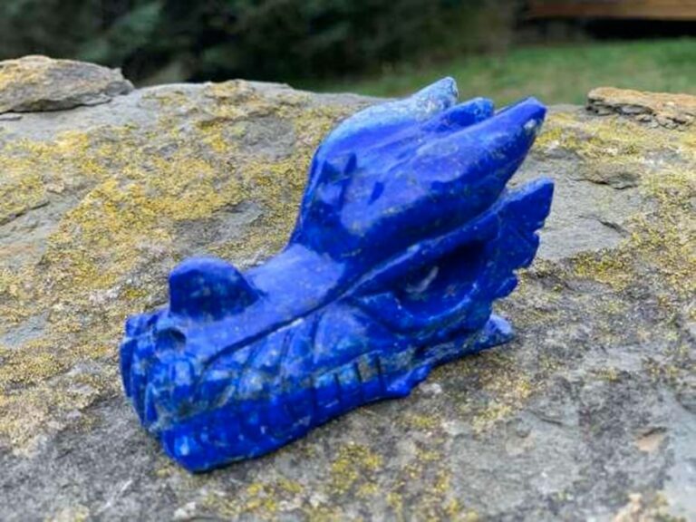 Tête de Dragon en Lapis Lazuli